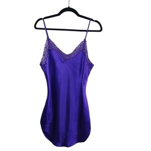 VICTORIA'S SECRET Vintage Slip Dress Lace‎ Detailing Purple Women's Size L